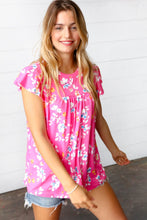 Load image into Gallery viewer, Pink Floral Print Ruffle Short Sleeve Yoke Top