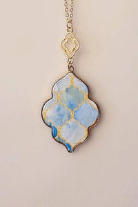 Jewelry Blue Quatrefoil Pendant Necklace