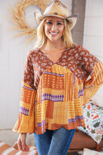 Load image into Gallery viewer, Top Boho V Neck Crinkle Floral Woven Babydoll Top