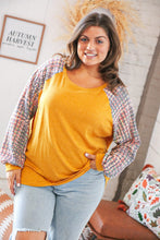 Load image into Gallery viewer, Top Mustard Hacci Multi Bubble Sleeve Raglan Top